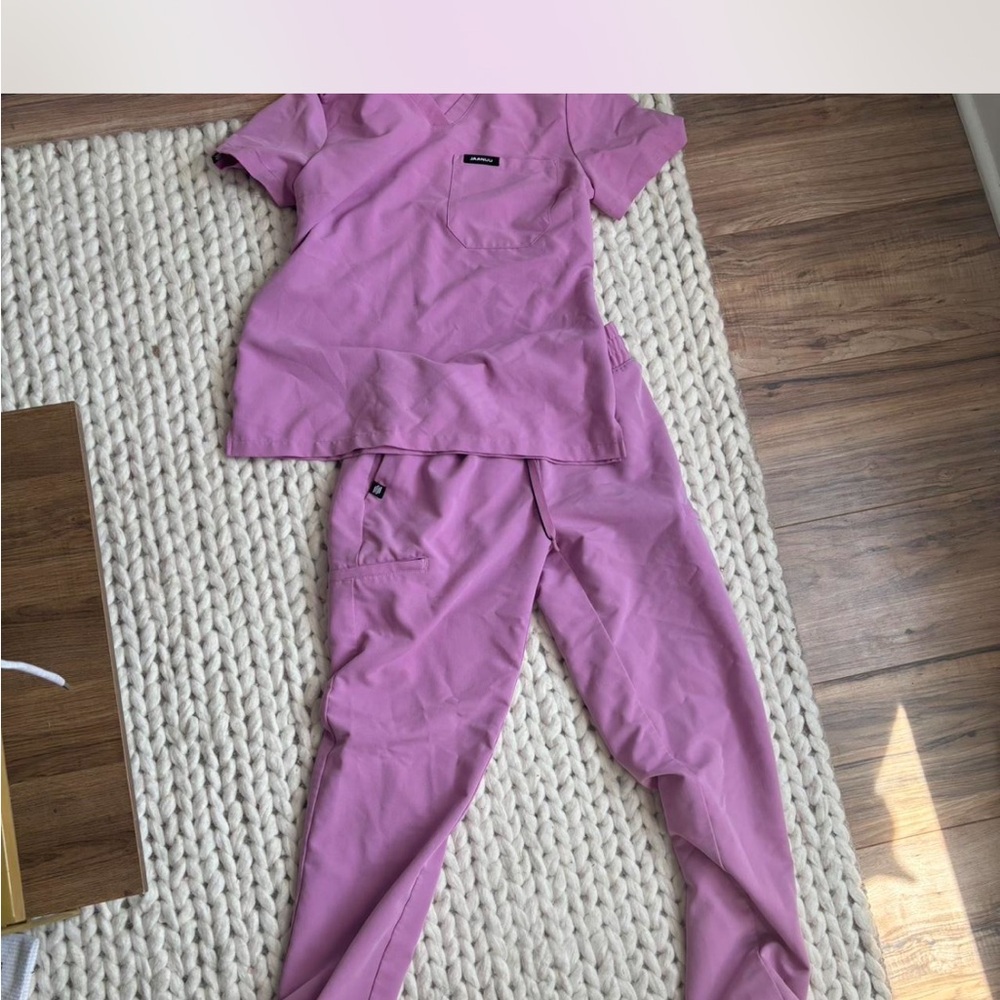 Jaanuu Pink Scrub Set
